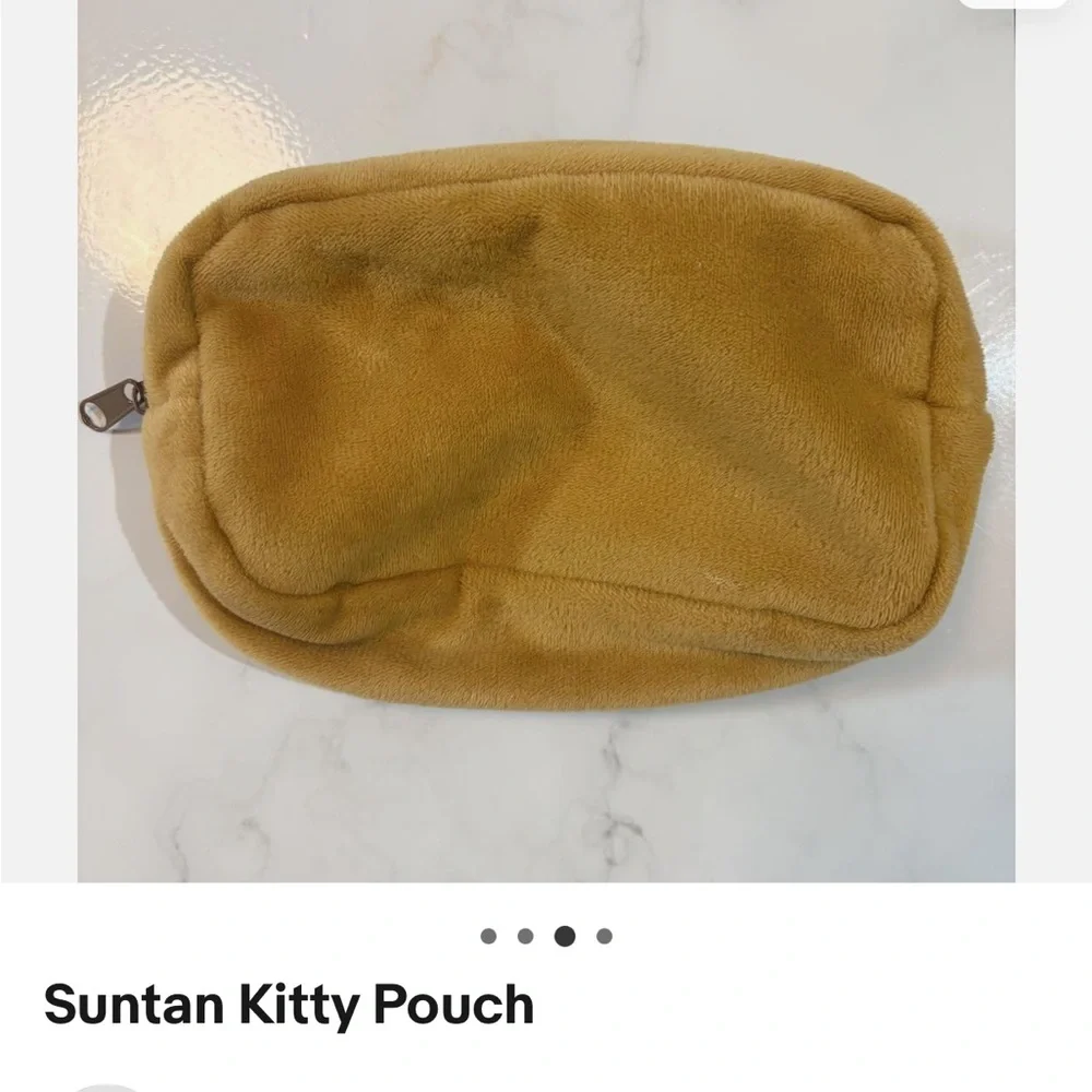 Hello Kitty Tan and Pink Accessory Bag